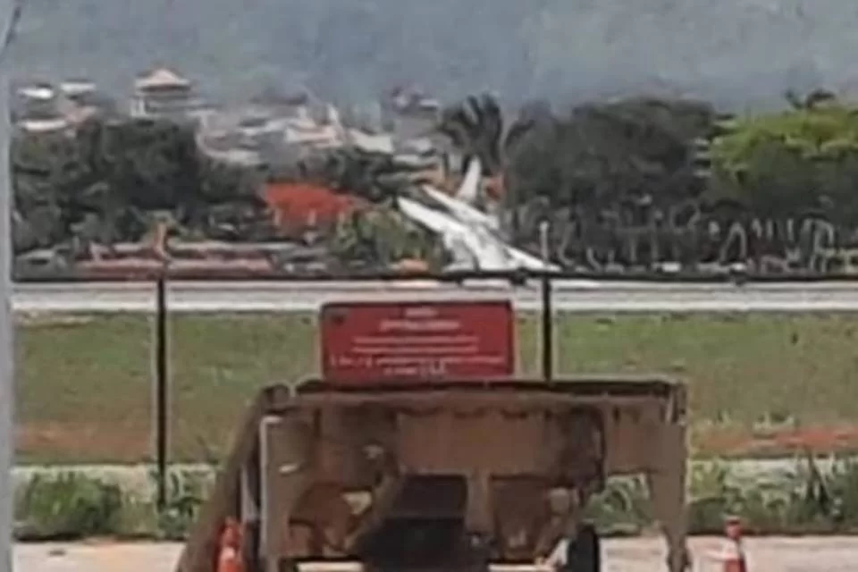 AEROPORTO INTERNACIONAL DE GOIÂNIA É INTERDITADO APÓS ACIDENTE COM AVIÃO