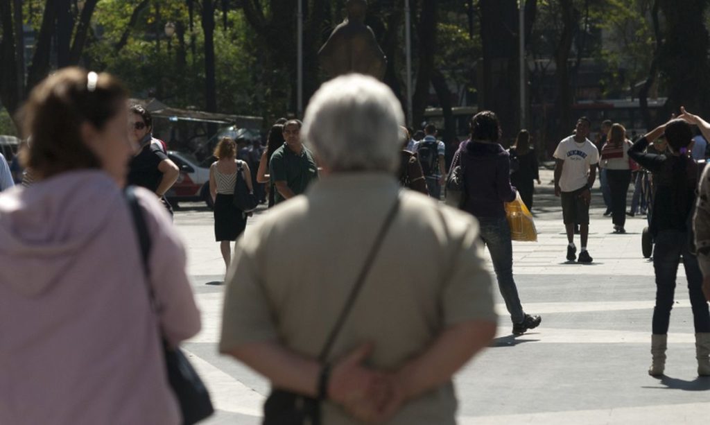 CENSO 2022: DADOS APONTAM MAIORIA DE MULHERES EM TODAS AS REGIÕES E ENVELHECIMENTO DA POPULAÇÃO