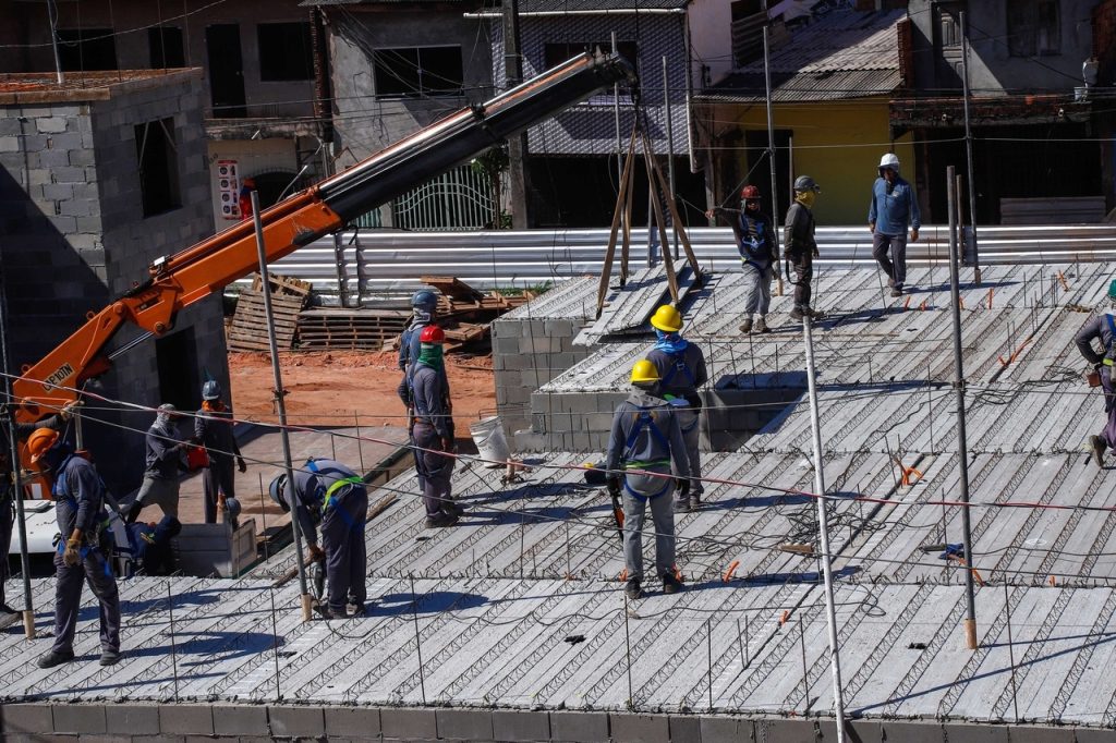 11 MIL OBRAS INACABADAS NO BRASIL, DAS ÁREAS DA SAÚDE E EDUCAÇÃO, SERÃO RETOMADAS