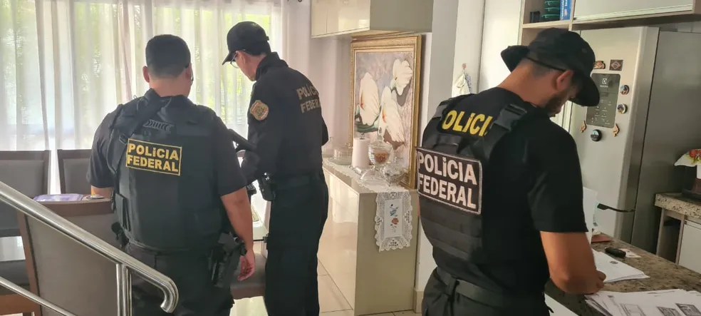 PF CUMPRE MANDADO DE BUSCA E APREENSÃO PARA COMBATER VAZAMENTO DE OPERAÇÕES NO PREVFOGO/IBAMA EM SANTARÉM