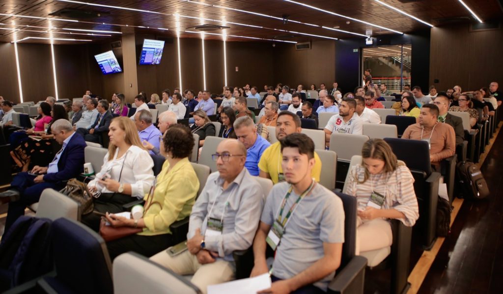 ALEPA SEDIA O 1° ENCONTRO ESTADUAL DOS SECRETÁRIOS MUNICIPAIS DE MEIO AMBIENTE DO ESTADO
