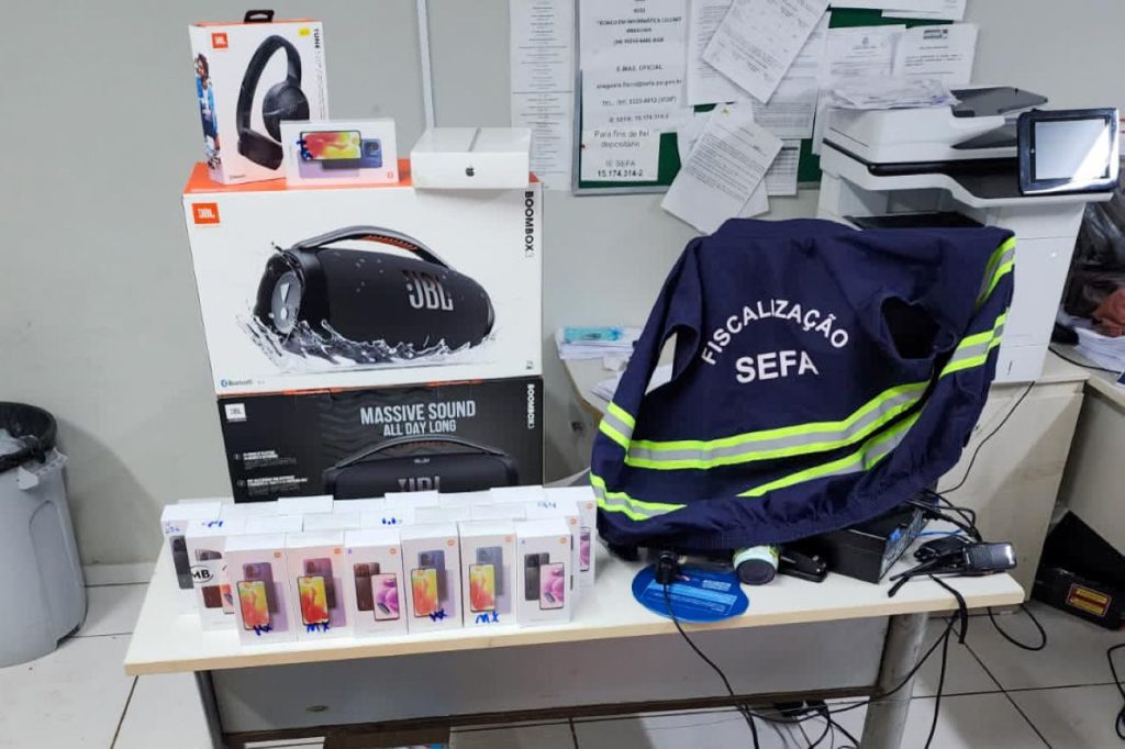 SEFA APREENDE CELULARES, FACAS, COSMÉTICOS E OUTROS PRODUTOS IRREGULARES EM CONCEIÇÃO DO ARAGUAIA; CARGA VALIA MAIS DE R$ 638 MIL