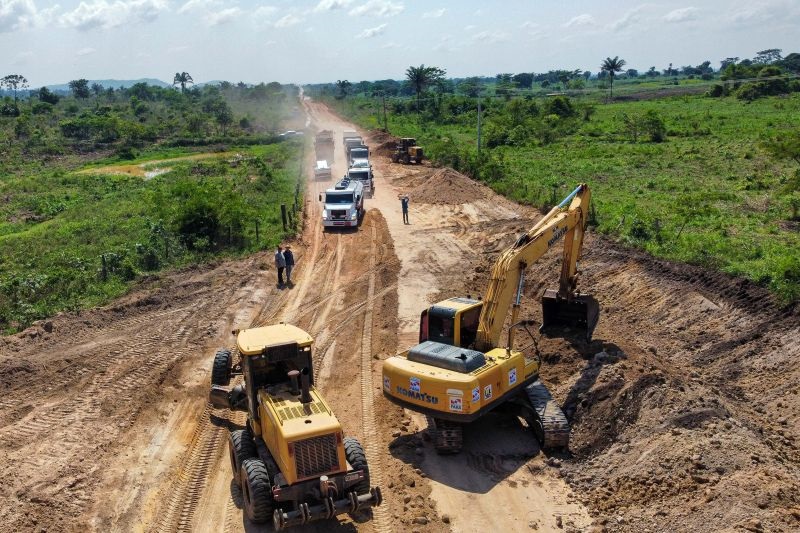 GOVERNO DO ESTADO SEGUE COM A OBRA DE CONSTRUÇÃO E PAVIMENTAÇÃO DA PA-160, EM CANAÃ DOS CARAJÁS