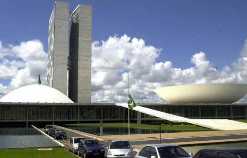 AGENDA: IMPOSTOS PARA COMPRAS INTERNACIONAIS E REVISÃO DOS REPASSES DO SUS ESTÃO ENTRE AS PAUTAS DO CONGRESSO