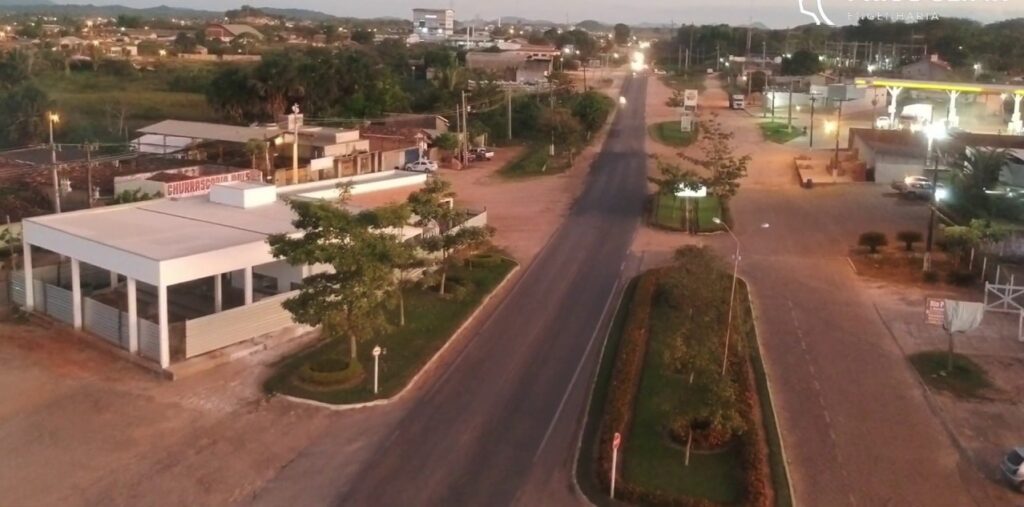 GOVERNO DO ESTADO ENTREGA RUAS ASFALTADAS NO MUNICÍPIO DE RIO MARIA