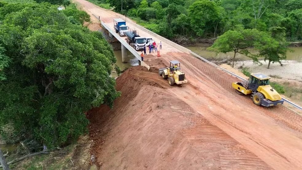 TRÂNSITO É LIBERADO EM TRECHO DA TO-491 ONDE CABECEIRA DE PONTE FOI ARRASTADA APÓS FORTES CHUVAS