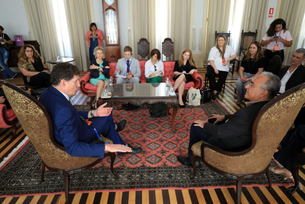 MINISTRO DO MEIO AMBIENTE DA IRLANDA VISITA BELÉM E DECLARA APOIO DO PAÍS À REALIZAÇÃO DA COP-30 NA CIDADE