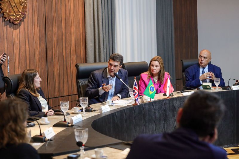 GOVERNO DO PARÁ REÚNE COM EMBAIXADORA DO REINO UNIDO SOBRE COOPERAÇÃO SUSTENTÁVEL