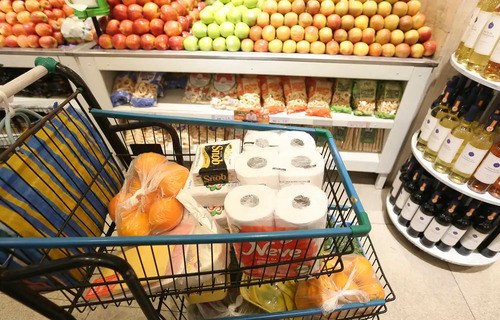 PROJETO DE LEI LISTA ALIMENTOS QUE TERÃO IMPOSTO ZERO NO NOVO SISTEMA TRIBUTÁRIO; CONFIRA QUAIS SÃO