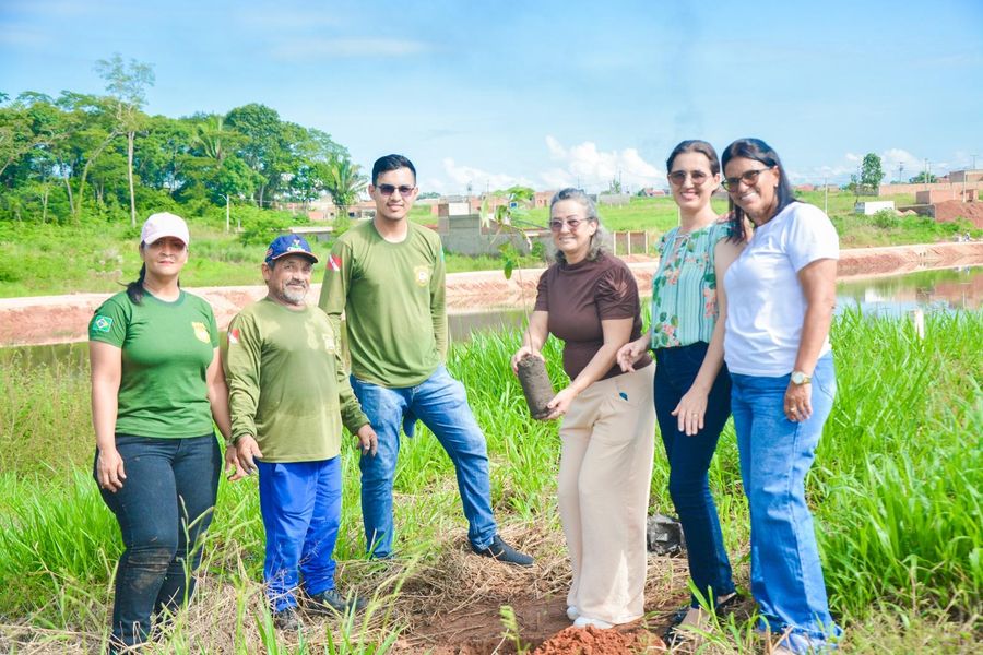 SEMMA RIO MARIA INICIA A ARBORIZAÇÃO E PLANTAÇÃO DE GRAMA NO LAGO MUNICIPAL