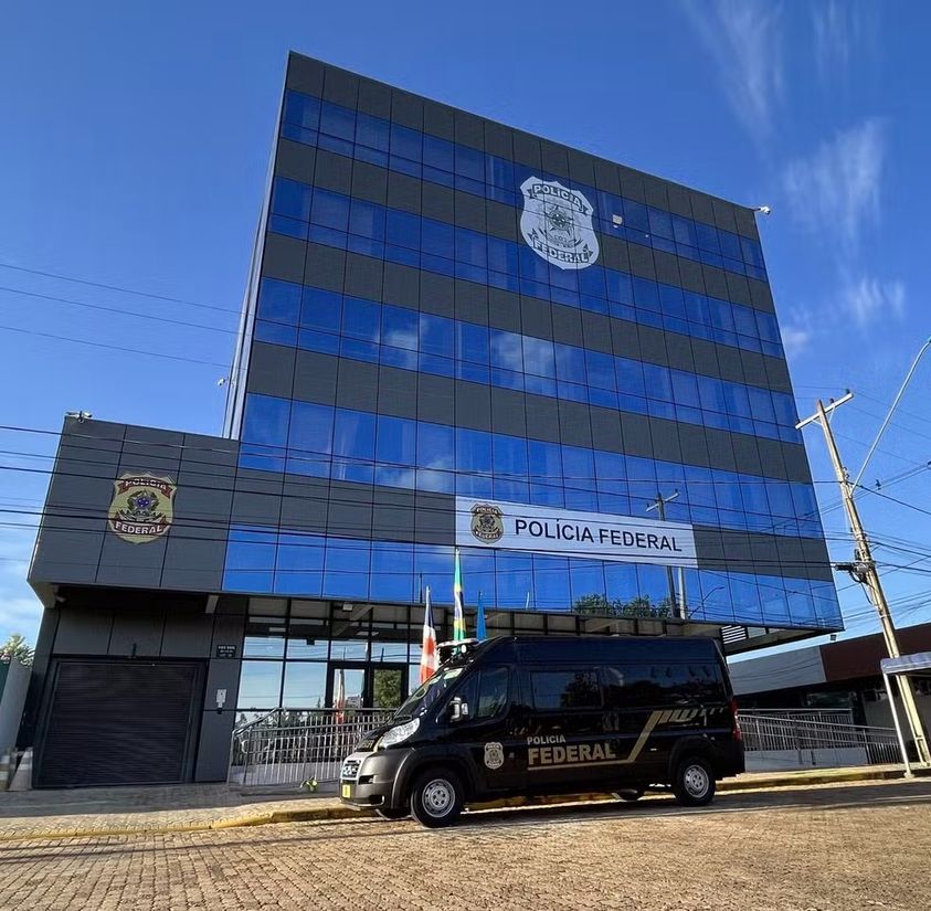 GRUPO QUE FALSIFICAVA RGS PARA SACAR AUXÍLIO EMERGENCIAL É ALVO DE BUSCAS DA POLÍCIA FEDERAL