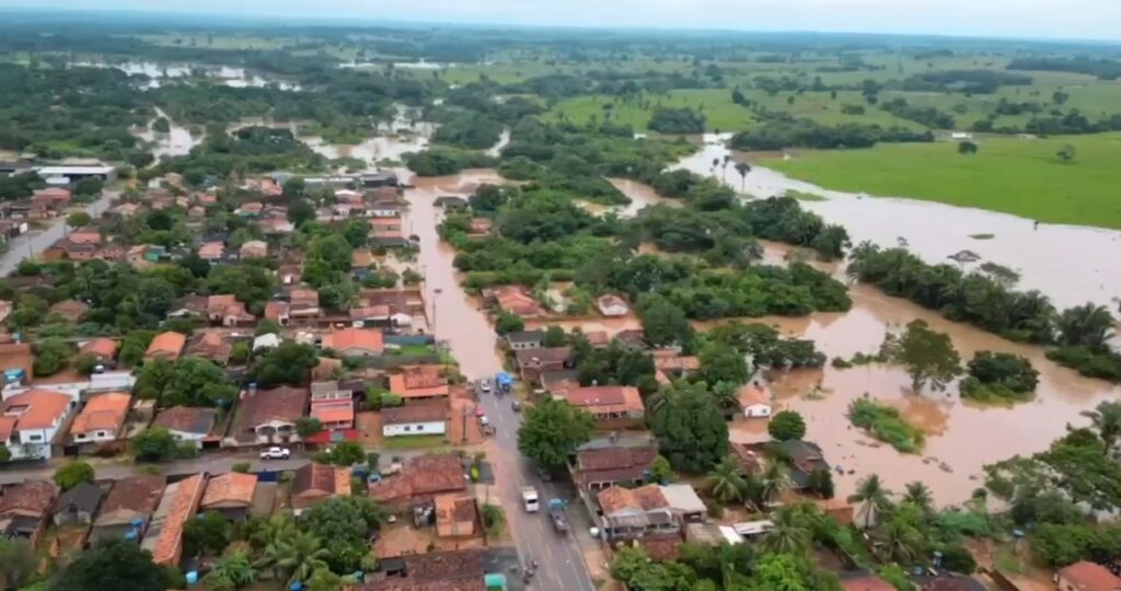 MINISTRO JADER FILHO ANUNCIA MAIS R$ 828 MIL EM RECURSOS PARA RIO MARIA NA RECONSTRUÇÃO APÓS CHUVAS