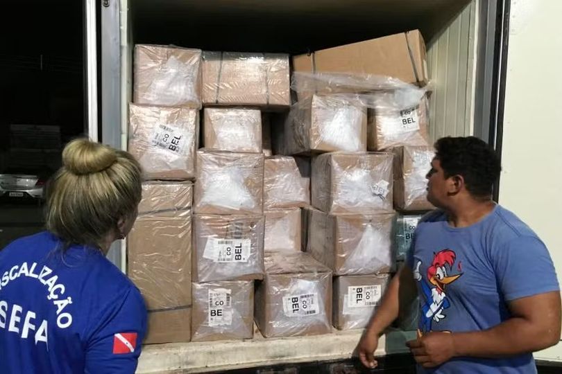 ÓLEO DE PALMA E PNEUS AVALIADOS EM MAIS DE R$ 400 MIL SÃO APREENDIDOS SEM NOTA FISCAL NO PARÁ