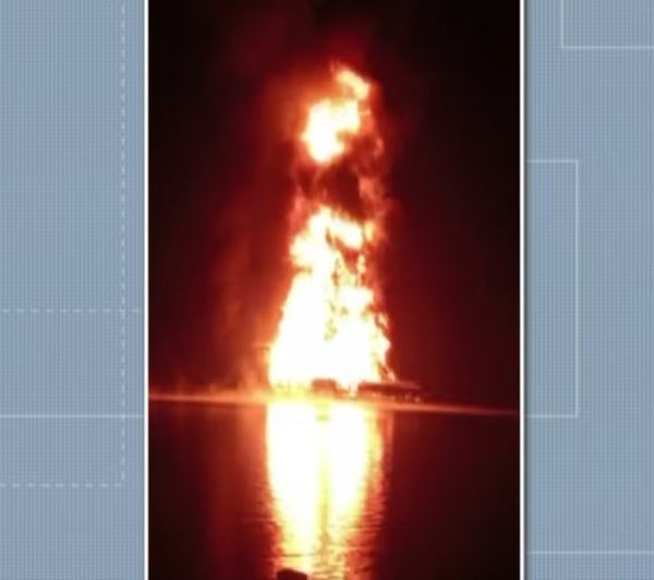 EMBARCAÇÃO CARREGADA DE COMBUSTÍVEIS EXPLODE NO MARAJÓ