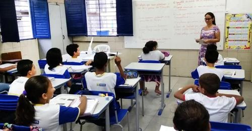 RESOLUÇÃO DO MEC LIBERA RECURSOS PARA ESCOLAS DE CIDADES COM CONTAS PENDENTES