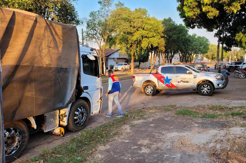 SEFA APREENDE 28 TONELADAS DE MILHO COM NOTA FISCAL IRREGULAR