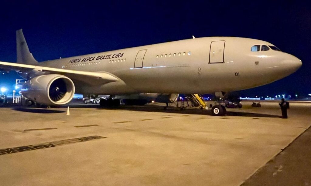 OPERAÇÃO PARA REPATRIAR BRASILEIROS DO LÍBANO É ADIADA