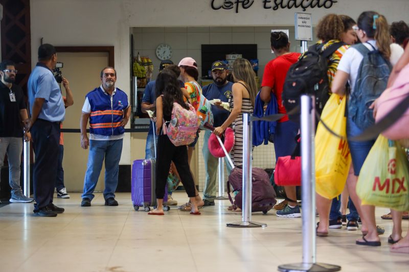 OPERAÇÃO DA ARTRAN VISA COIBIR AÇÃO DE TRANSPORTES IRREGULARES NO FERIADO