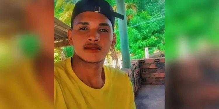 JOVEM MORRE AO SOFRER DESCARGA ELÉTRICA ENQUANTO MEXIA NO CELULAR EM RONDON DO PARÁ