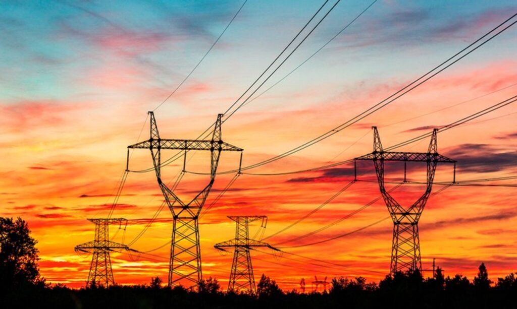 ENERGIA ELÉTRICA VOLTA À BANDEIRA VERDE EM DEZEMBRO E CONTA DE LUZ FICA MAIS BARATA EM TODO O BRASIL