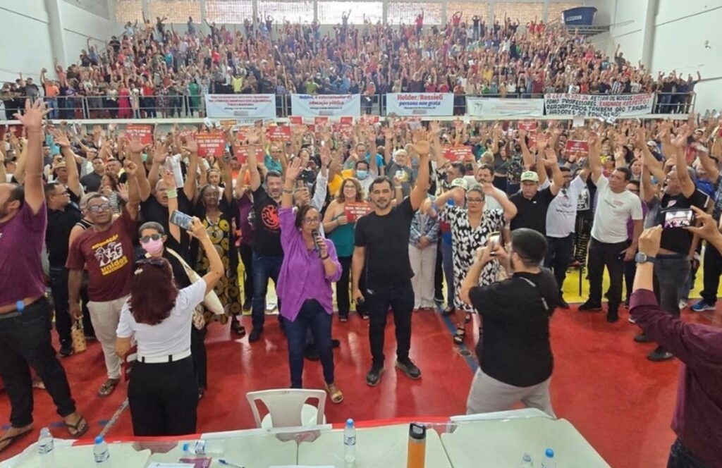 SINDICATO DOS PROFESSORES DA REDE ESTADUAL DO PARÁ ANUNCIA GREVE A PARTIR DE 23 DE JANEIRO