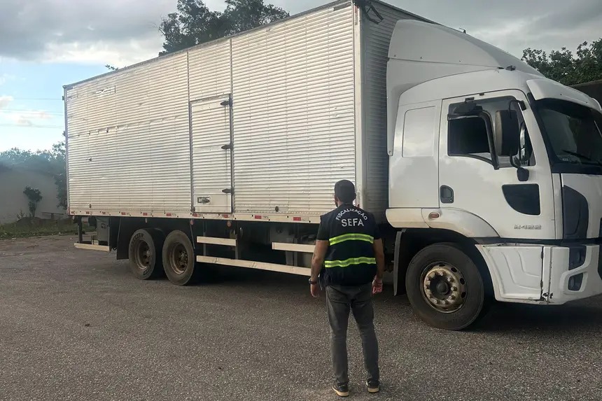  SEFA APREENDE EQUIPAMENTOS LABORATORIAIS EM CONCEIÇÃO DO ARAGUAIA
