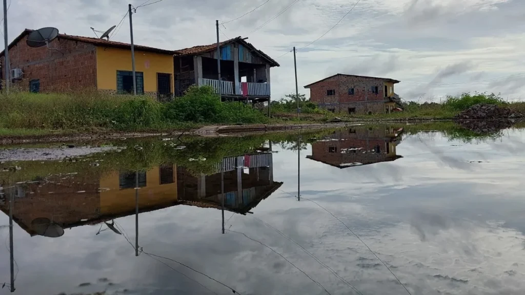 NÍVEIS DOS RIOS DIMINUI, MAS NÚMERO DE DESABRIGADOS AUMENTA