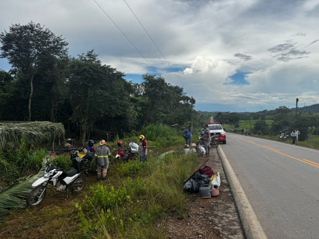 POLÍCIA MILITAR RETIRA GRUPO QUE OCUPOU AS MARGENS DA PA-279 APÓS MAIS DE 24 HORAS DE MOBILIZAÇÃO