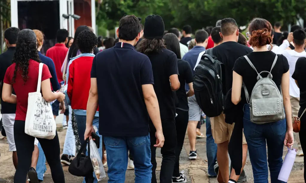 MTE LANÇA CURSOS PROFISSIONALIZANTES PARA QUEM NÃO TEM O ENSINO BÁSICO