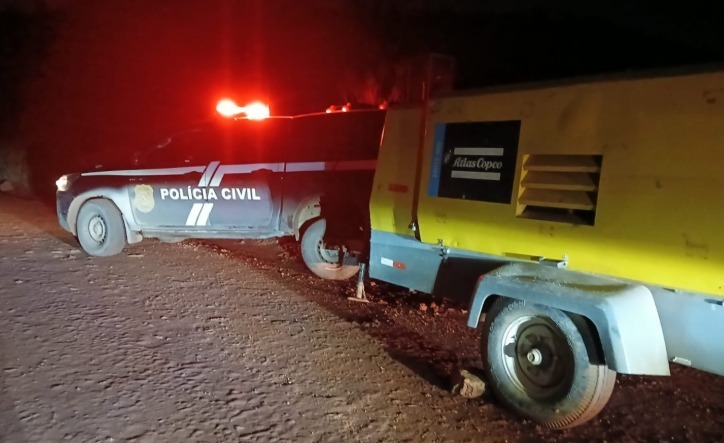 POLÍCIA CIVIL RECUPERA MÁQUINA AVALIADA EM R$ 800 MIL EM CANAÃ DOS CARAJÁS