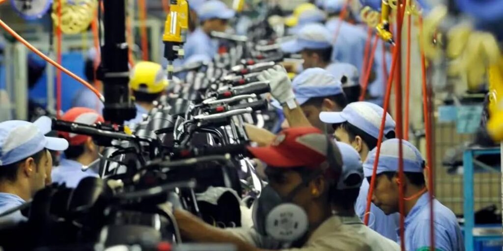PRODUÇÃO INDUSTRIAL OPERA ACIMA DO NÍVEL PRÉ-PANDEMIA EM 8 DE 15 LOCAIS, REVELA IBGE