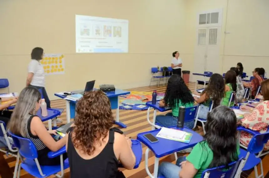 SEDUC ABRE INSCRIÇÕES EM CURSOS GRATUITOS DE EXTENSÃO PARA PROFESSORES DA REDE ESTADUAL