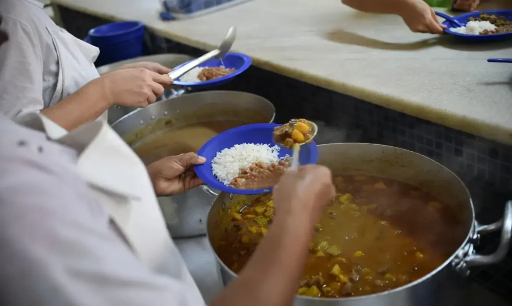BRASIL SAI DO MAPA DA FOME, INDICA RELATÓRIO DA ONU