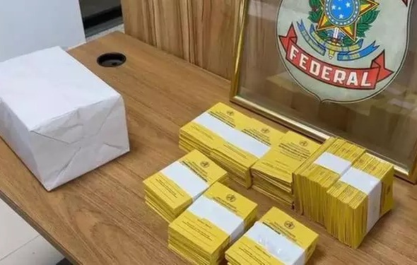 PF E PC APREENDEM 500 CARTÕES DE VACINAÇÃO FALSOS NO PARÁ