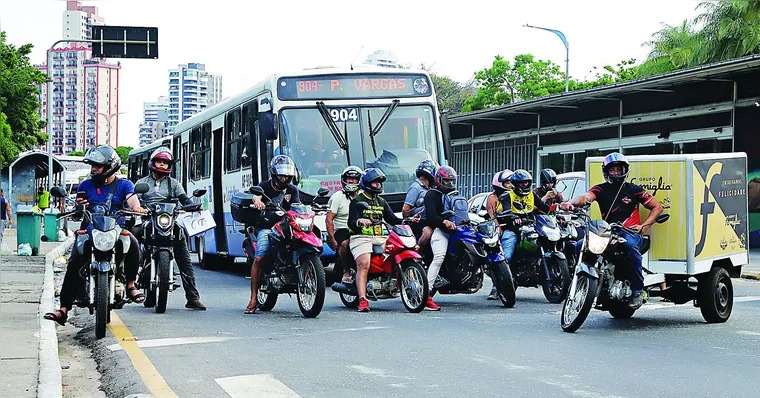 PARÁ TEM 61% MAIS MOTOS QUE CARROS NAS RUAS