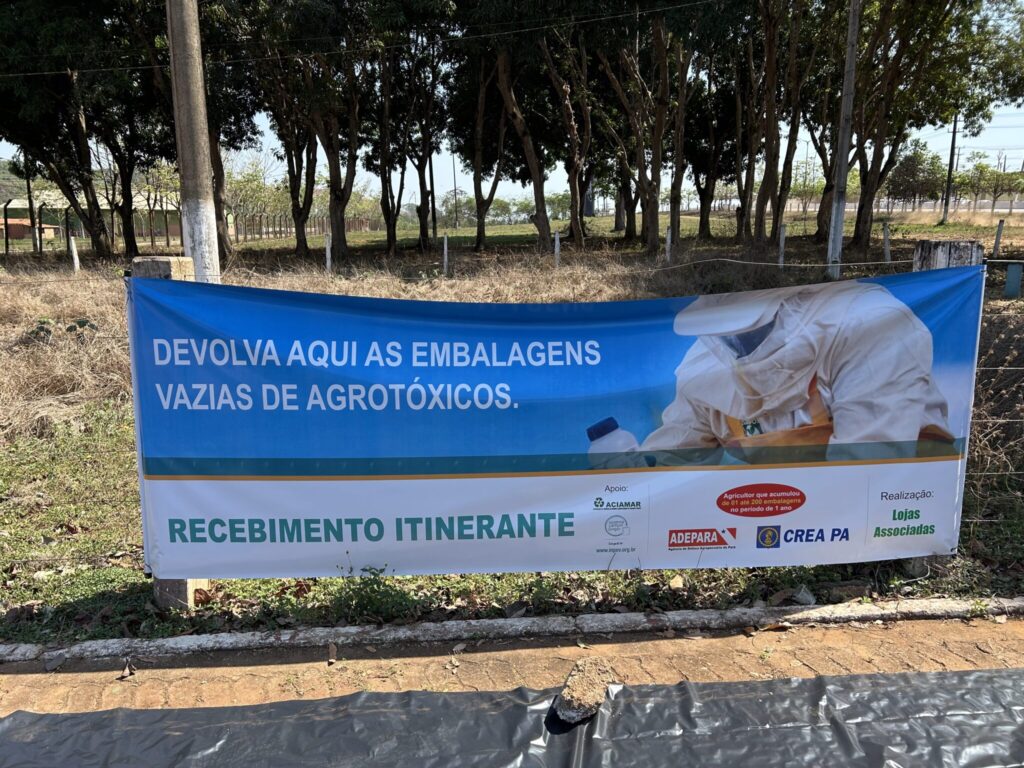 PRODUTORES RURAIS PARTICIPAM DE AÇÃO DE DEVOLUÇÃO DE EMBALAGENS DE AGROTÓXICOS EM PARAUAPEBAS