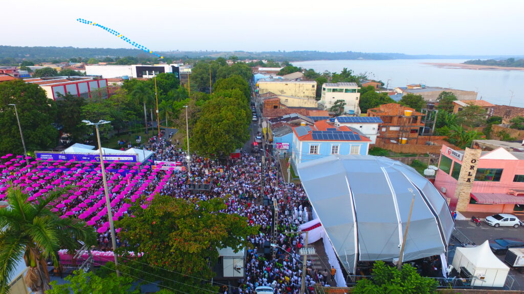 CÍRIO DE NOSSA SENHORA DE NAZARÉ EMOCIONA FIÉIS EM MARABÁ