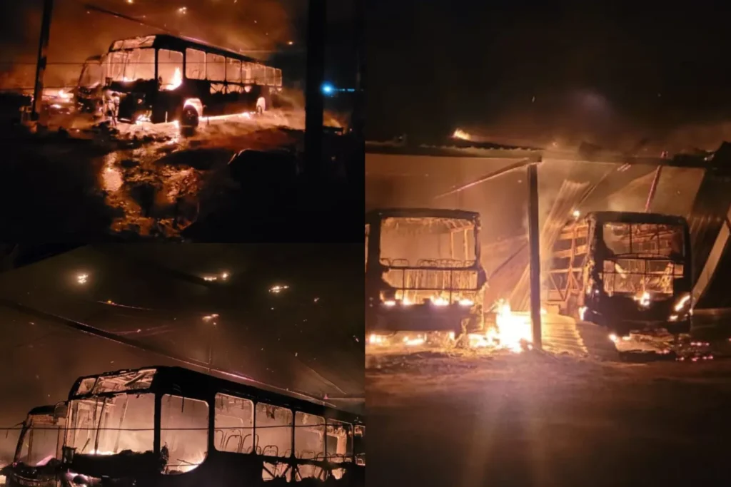 CRIMINOSOS INCENDEIAM DOIS ÔNIBUS E UMA CAMINHONETE NA ZONA RURAL DE MOJU, NORDESTE DO PARÁ
