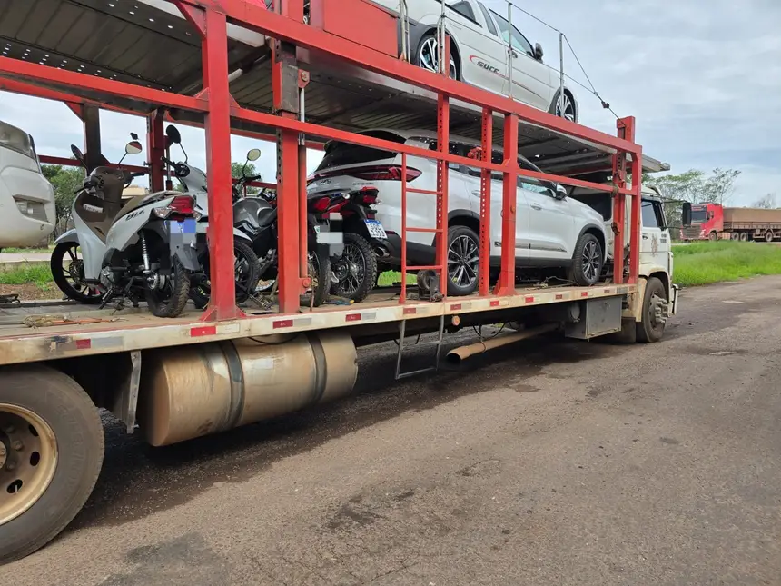 (SEFA APREENDE TRÊS MOTOCICLETAS E UM CARRO EM NOVO PROGRESSO)