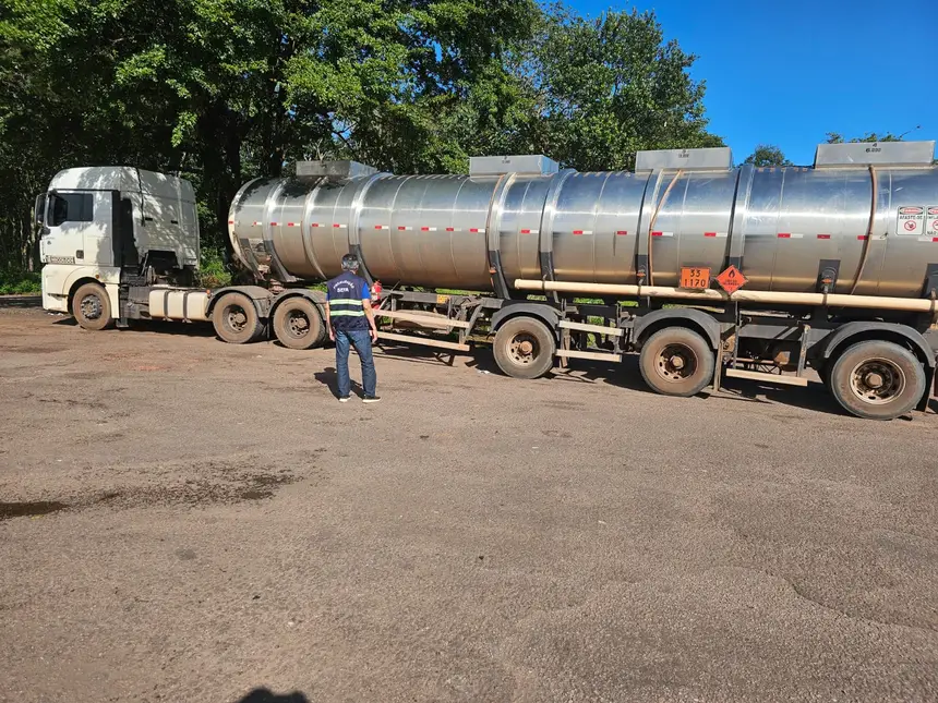 SEFA APREENDE ETANOL, SOJA E CELULARES  