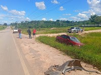 ACIDENTE ENTRE DOIS CARROS É REGISTRADO NA PA-279 EM TUCUMÃ