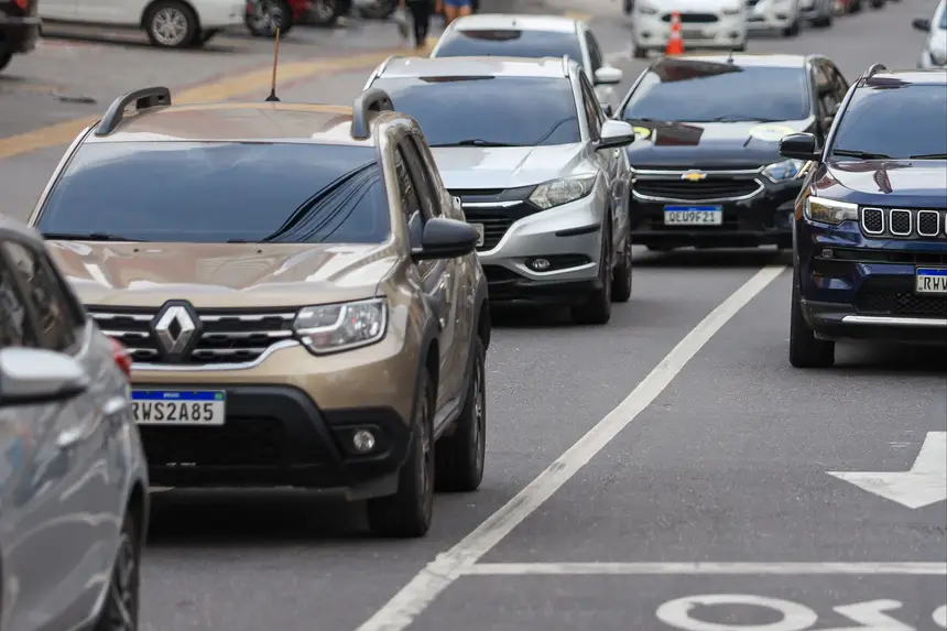 VEÍCULOS COM FINAL DE PLACAS 01 A 31 TÊM DESCONTOS NO IPVA ATÉ O DIA 6 DE JANEIRO