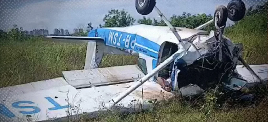 QUEDA DE AVIÃO EM MANAUS DEIXA UM MORTO E UM FERIDO GRAVE