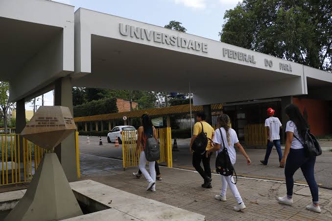 A UNIVERSIDADE FEDERAL DO PARÁ (UFPA) ESTÁ COM UM CONCURSO PÚBLICO PARA O CARGO DE PROFESSOR TITULAR-LIVRE