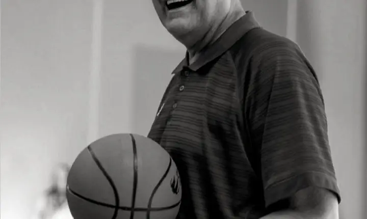 ÍCONE DO BASQUETE BRASILEIRO, OSCAR SCHMIDT MORRE AOS 68 ANOS EM SÃO PAULO