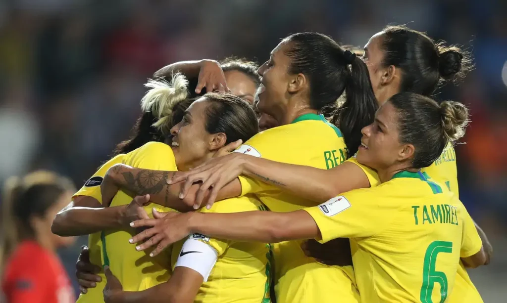 COPA DO MUNDO FEMININA NO BRASIL DEVE MOVIMENTAR R$ 8,8 BILHÕES