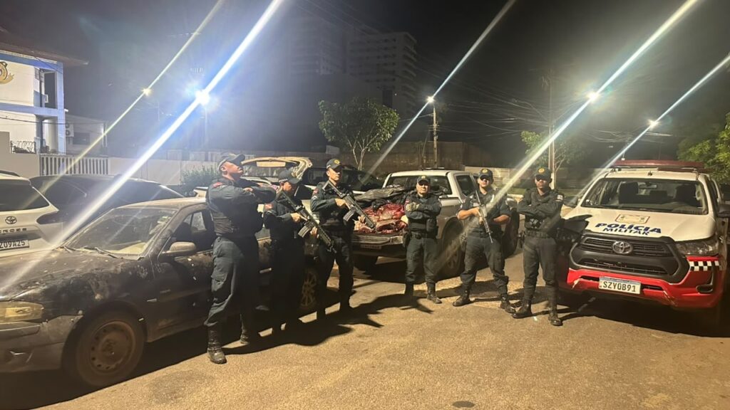 POLÍCIA ENCONTRA VACAS ABATIDAS E BEZERROS VIVOS EM CARRO DURANTE AÇÃO CONTRA FURTO DE GADO EM MARABÁ